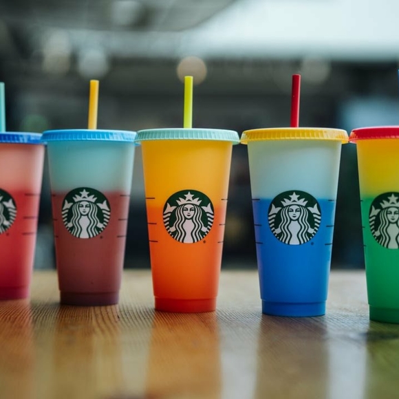 Starbucks Color Changing Cups 2020 - Picture 1 of 4